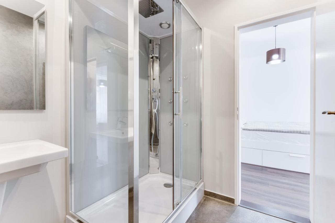 Free Days Luxury Apartment Prag Dış mekan fotoğraf