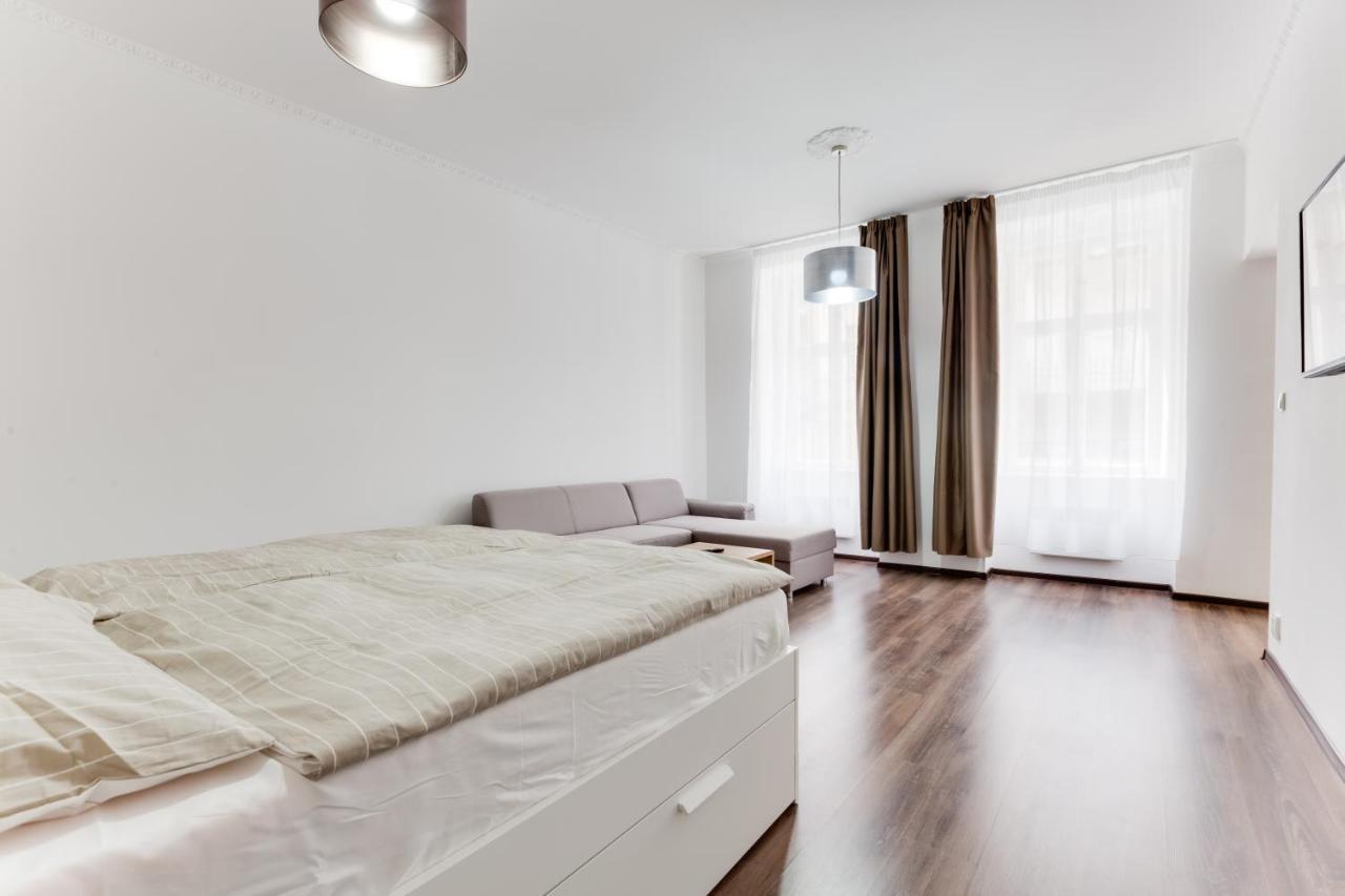 Free Days Luxury Apartment Prag Dış mekan fotoğraf